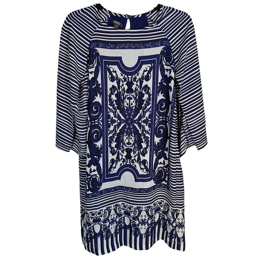 NWT - Muse Women's Blue/White Baroque 
Split Bell Sleeve Shift Dress  Size 2